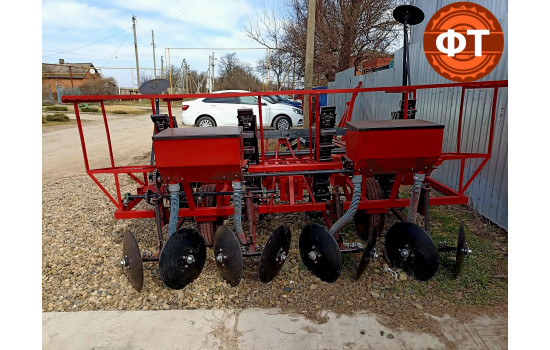 Картофелесажалка КФСК-4Ц от ВОМа