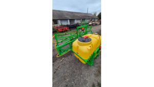 Опрыскиватель ОАЗИС-800