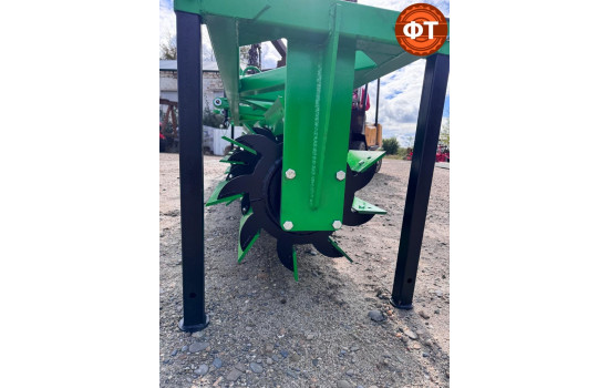 КНП-4 м ( от 80  л.с.) Каток-измельчитель пожнивных остатков навесной