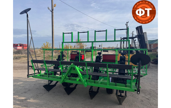 Картофелесажалка КФСК-4ЦК, транспортерная 4-х рядная под капельную ленту